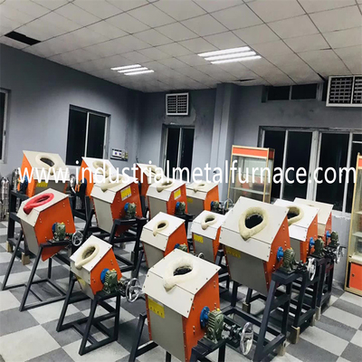 Quilowatt industrial de inclinação de prata da fornalha 15 a 160 da fusão do metal da indução do cadinho 20KHZ